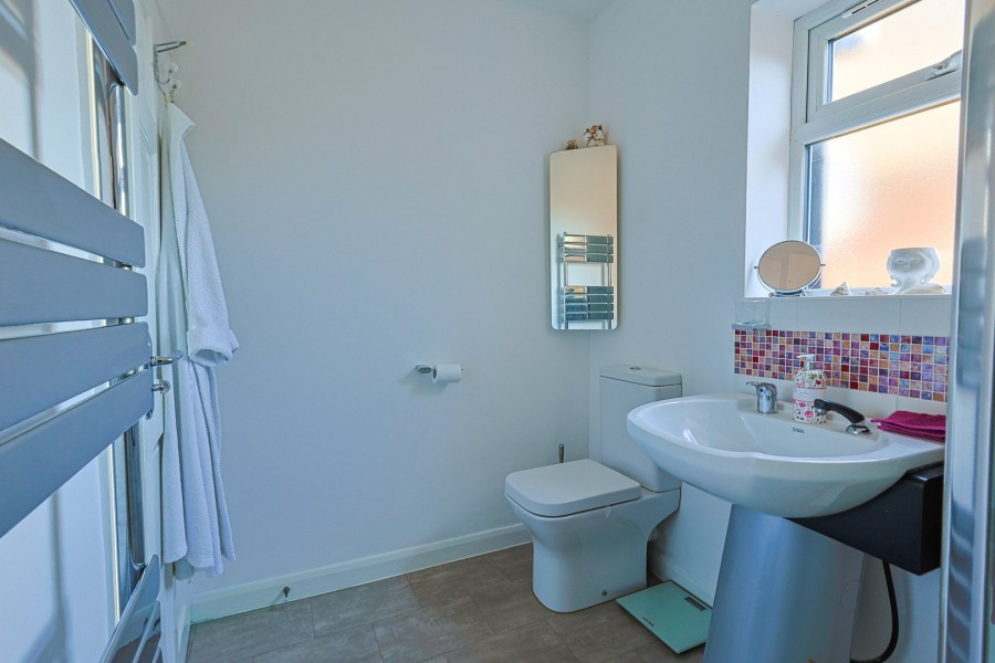 Images for Trinity Lane, Waltham Cross, Hertfordshire EAID:3131305421 BID:11055924