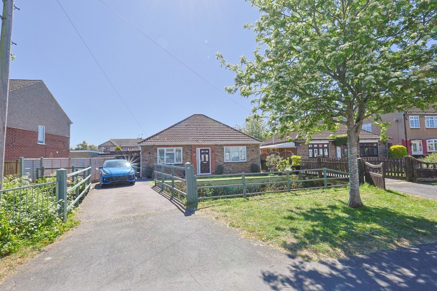Images for Trinity Lane, Waltham Cross, Hertfordshire EAID:3131305421 BID:11055924