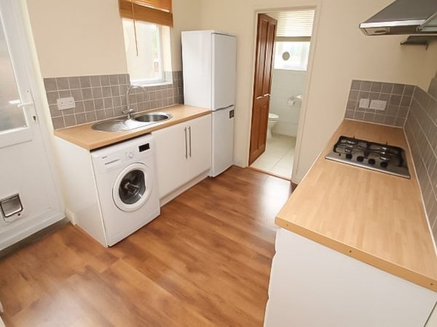 Images for Sketty Road, Enfield, Greater London EAID:3131305421 BID:11055924