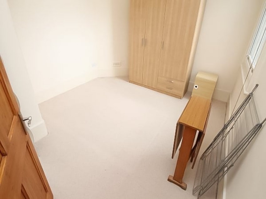 Images for Sketty Road, Enfield, Greater London EAID:3131305421 BID:11055924