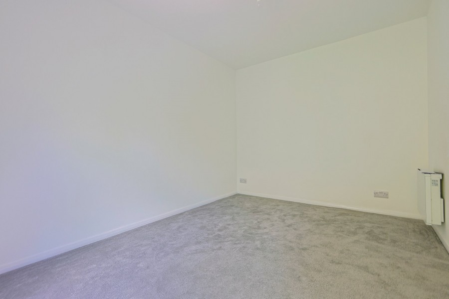 Images for Alexander Close, Barnet, Hertfordshire EAID:3131305421 BID:11055924