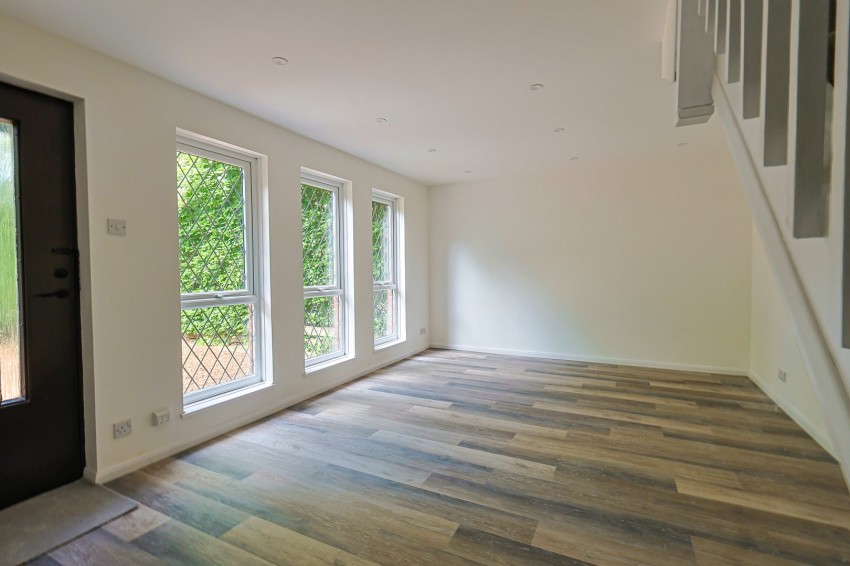 Images for Alexander Close, Barnet, Hertfordshire EAID:3131305421 BID:11055924