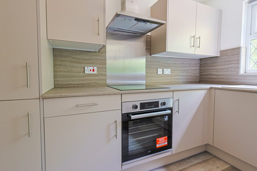 Images for Alexander Close, Barnet, Hertfordshire EAID:3131305421 BID:11055924