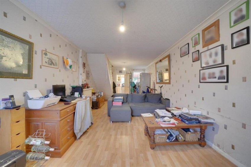 Images for Railway Road, Waltham Cross, Hertfordshire EAID:3131305421 BID:11055924