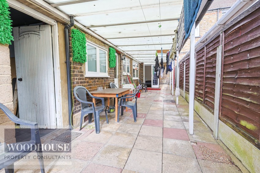 Images for York Road, Waltham Cross, Hertfordshire EAID:3131305421 BID:11055924
