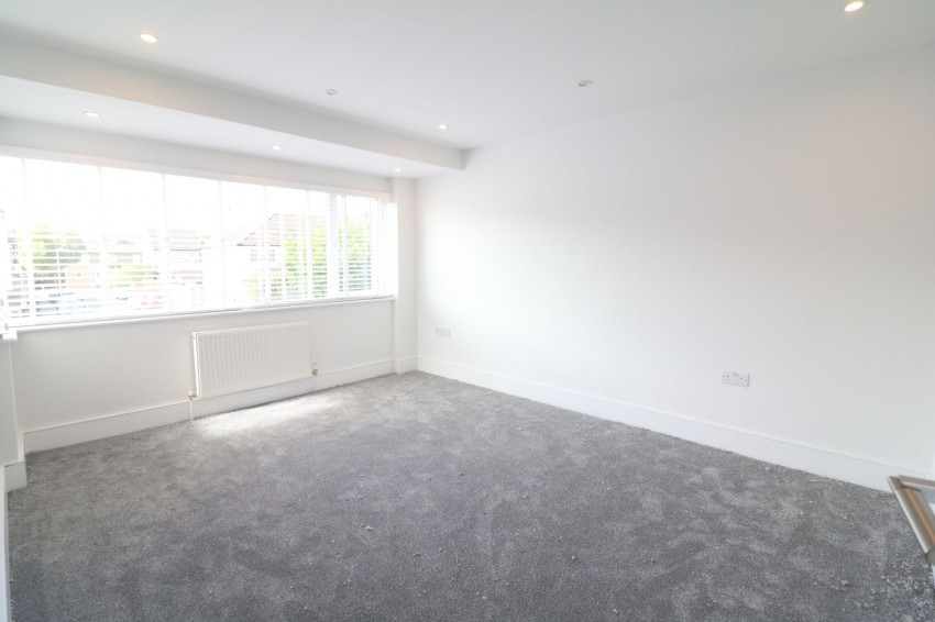 Images for Longfield Lane, Cheshunt, Hertfordshire EAID:3131305421 BID:11055924