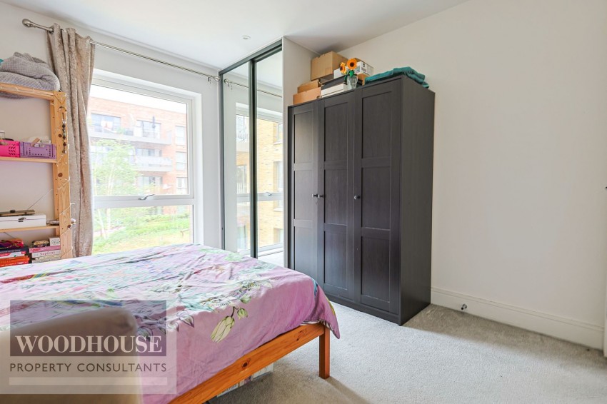 Images for Lea Valley View North, Cheshunt, Hertfordshire EAID:3131305421 BID:11055924