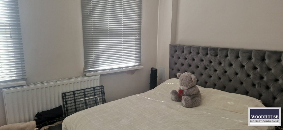 Images for Trinity Lane, Waltham Cross, Hertfordshire EAID:3131305421 BID:11055924