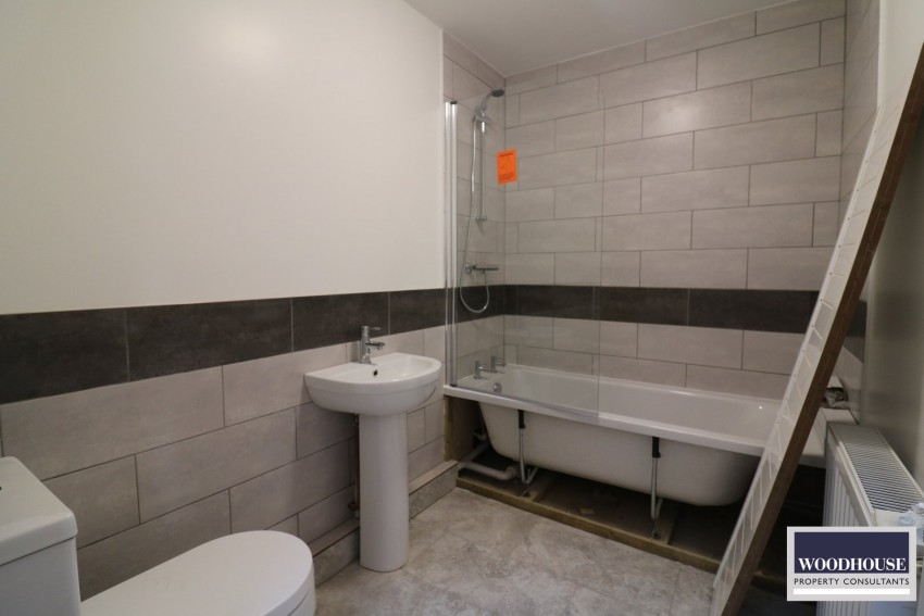 Images for Trinity Lane, Waltham Cross, Hertfordshire EAID:3131305421 BID:11055924