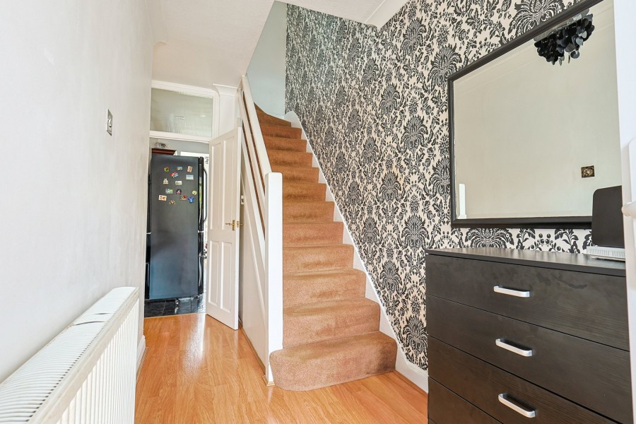 Images for Northfield Road, Waltham Cross, Hertfordshire EAID:3131305421 BID:11055924