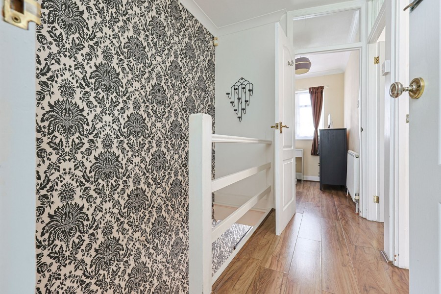 Images for Northfield Road, Waltham Cross, Hertfordshire EAID:3131305421 BID:11055924