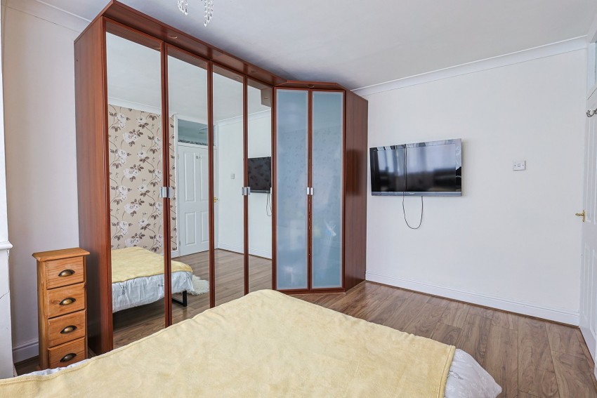 Images for Northfield Road, Waltham Cross, Hertfordshire EAID:3131305421 BID:11055924