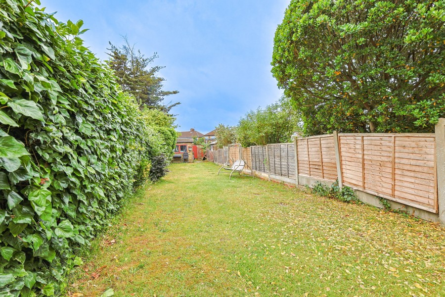 Images for Northfield Road, Waltham Cross, Hertfordshire EAID:3131305421 BID:11055924