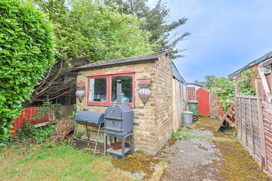 Images for Northfield Road, Waltham Cross, Hertfordshire EAID:3131305421 BID:11055924