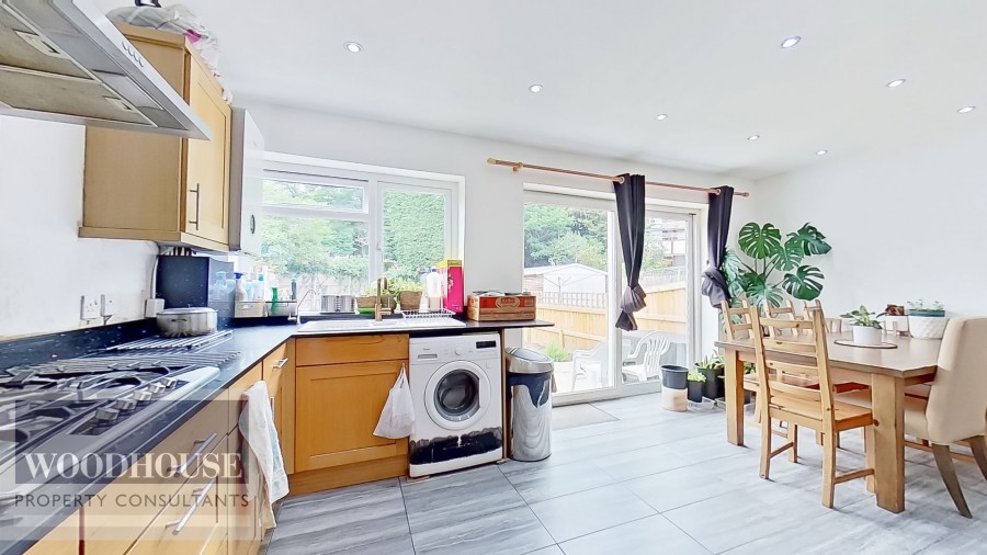 Images for Cordell Close, Cheshunt, Hertfordshire EAID:3131305421 BID:11055924