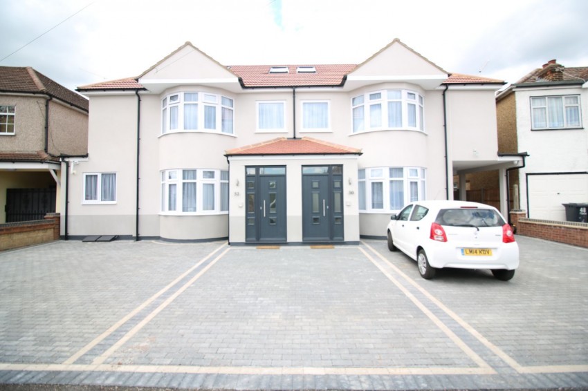 Images for Hedworth Avenue, Waltham Cross, Hertfordshire EAID:3131305421 BID:11055924