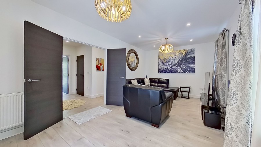 Images for Markwick Avenue, Cheshunt, Hertfordshire EAID:3131305421 BID:11055924