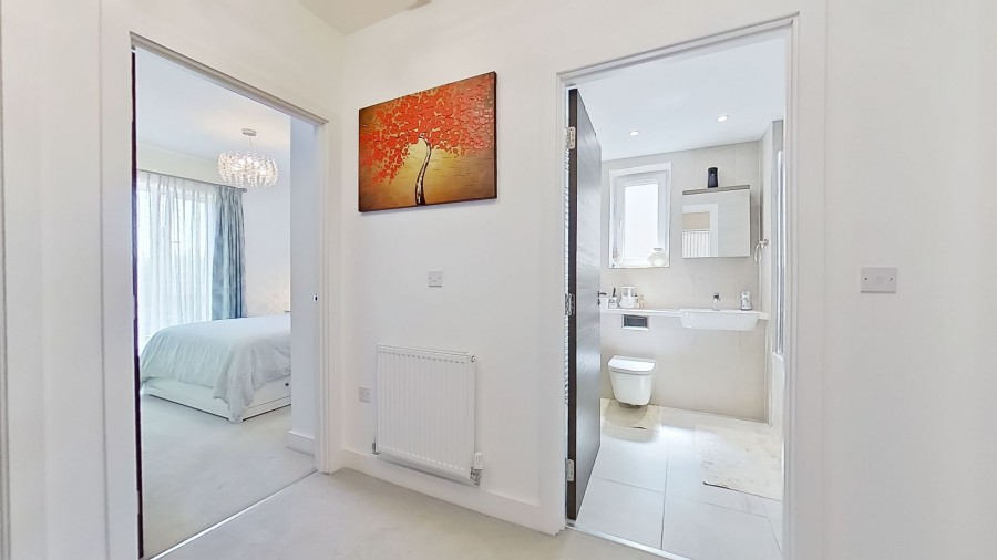Images for Markwick Avenue, Cheshunt, Hertfordshire EAID:3131305421 BID:11055924