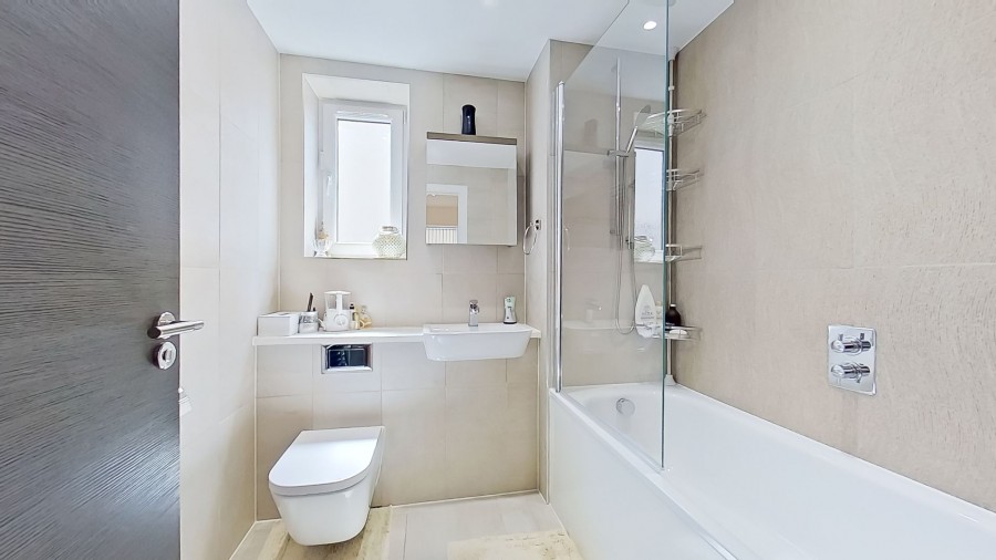 Images for Markwick Avenue, Cheshunt, Hertfordshire EAID:3131305421 BID:11055924