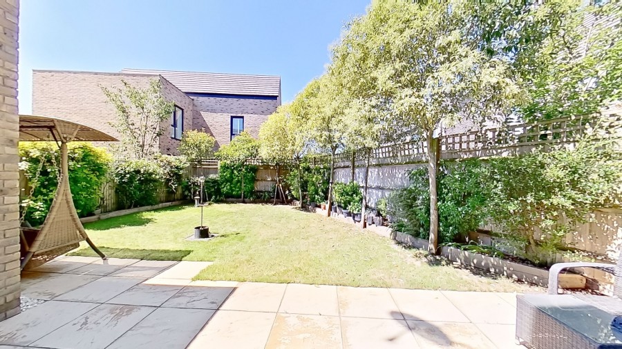 Images for Markwick Avenue, Cheshunt, Hertfordshire EAID:3131305421 BID:11055924