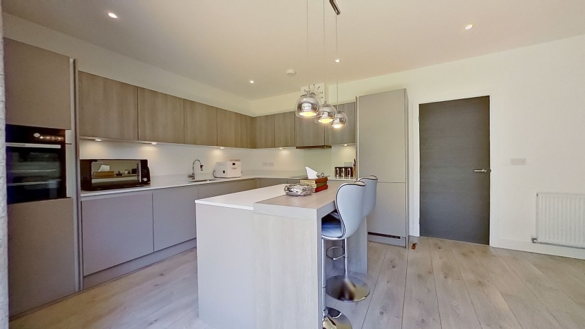 Images for Markwick Avenue, Cheshunt, Hertfordshire EAID:3131305421 BID:11055924