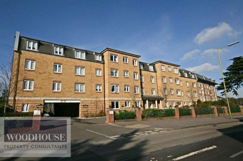 Images for High Street, Cheshunt, Hertfordshire EAID:3131305421 BID:11055924