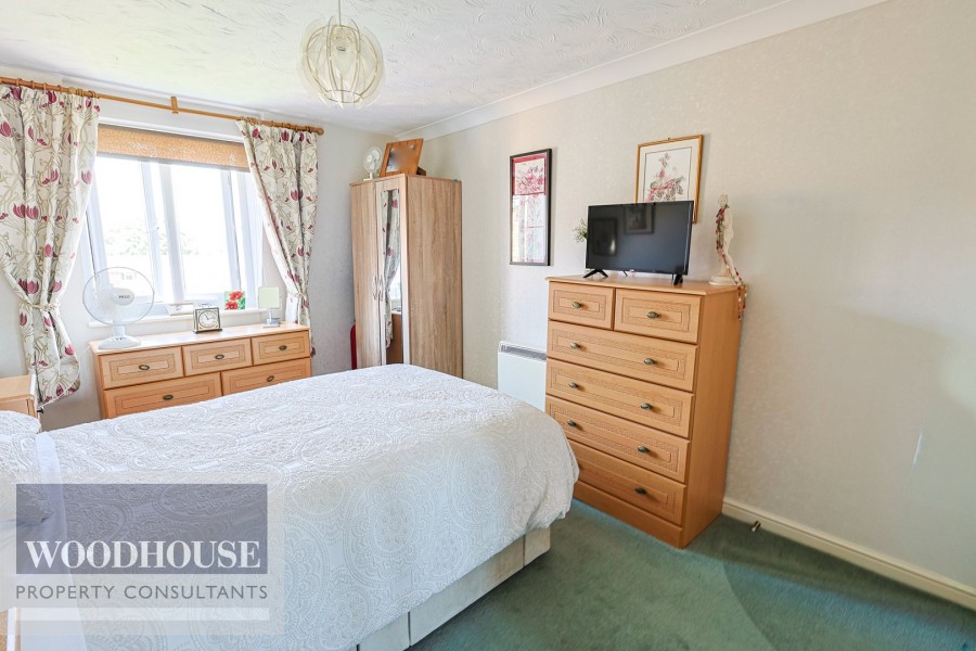Images for High Street, Cheshunt, Hertfordshire EAID:3131305421 BID:11055924