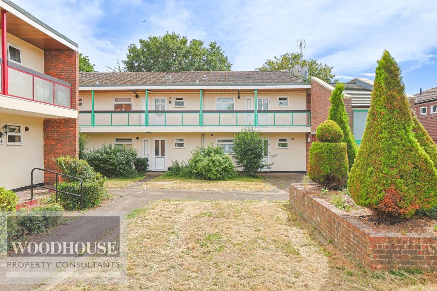 Images for Wheatcroft, Cheshunt, Hertfordshire EAID:3131305421 BID:11055924