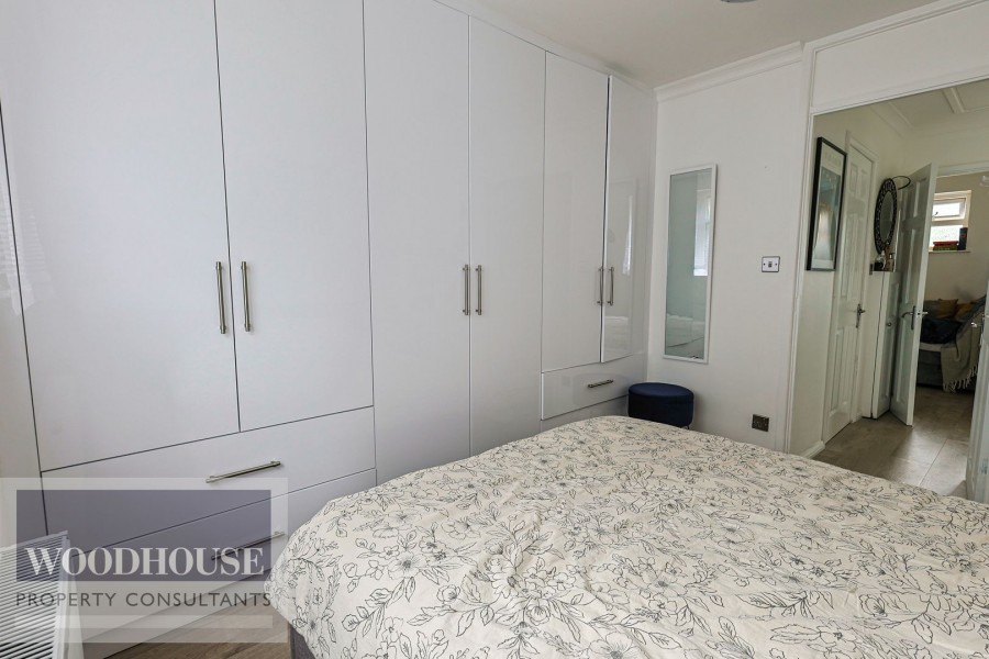 Images for Wheatcroft, Cheshunt, Hertfordshire EAID:3131305421 BID:11055924