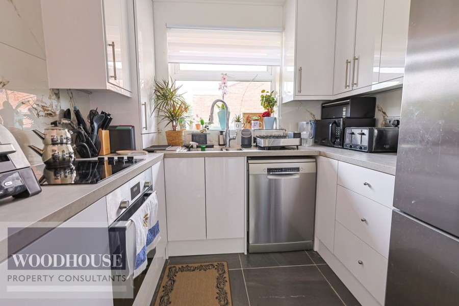 Images for Wheatcroft, Cheshunt, Hertfordshire EAID:3131305421 BID:11055924