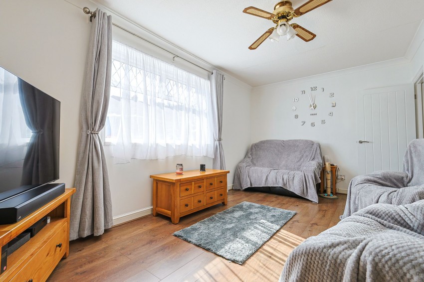 Images for Ripley Way, Cheshunt, Hertfordshire EAID:3131305421 BID:11055924