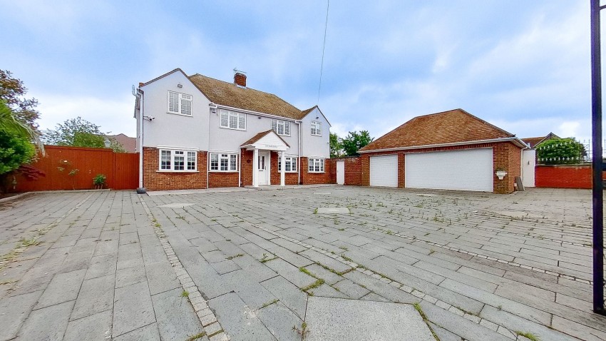 Images for Burton Lane, Goffs Oak, Hertfordshire EAID:3131305421 BID:11055924