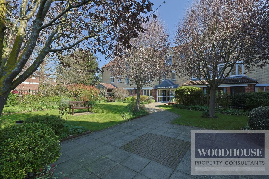 Images for Turners Hill, Cheshunt, Hertfordshire EAID:3131305421 BID:11055924