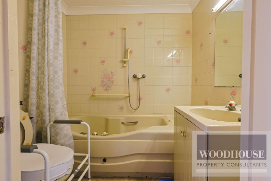 Images for Turners Hill, Cheshunt, Hertfordshire EAID:3131305421 BID:11055924