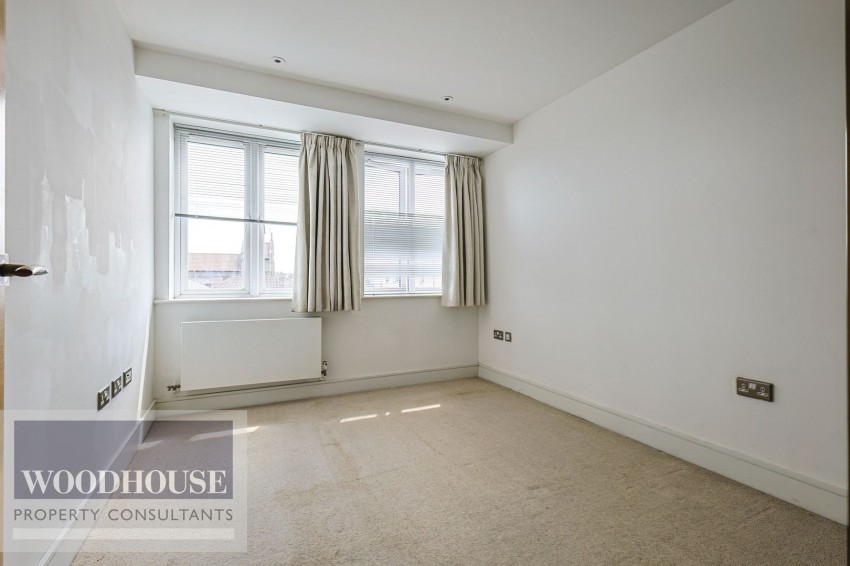 Images for Swanfield Road, Waltham Cross, Hertfordshire EAID:3131305421 BID:11055924