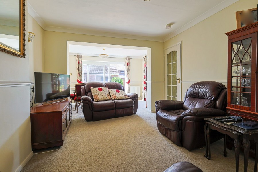 Images for Sandon Road, Cheshunt, Hertfordshire EAID:3131305421 BID:11055924
