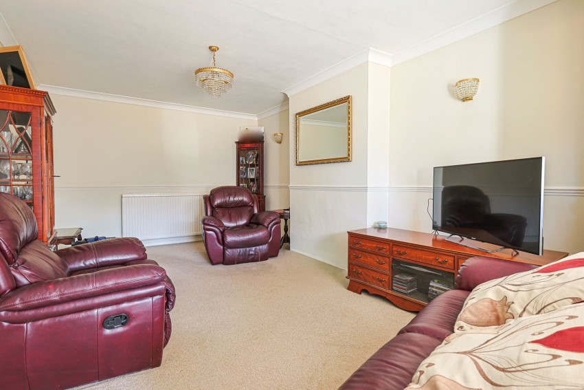 Images for Sandon Road, Cheshunt, Hertfordshire EAID:3131305421 BID:11055924