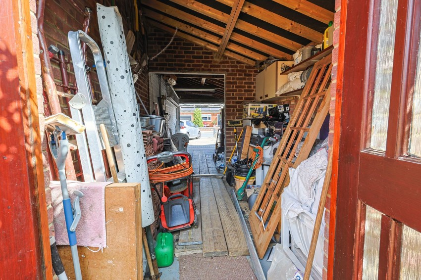 Images for Sandon Road, Cheshunt, Hertfordshire EAID:3131305421 BID:11055924