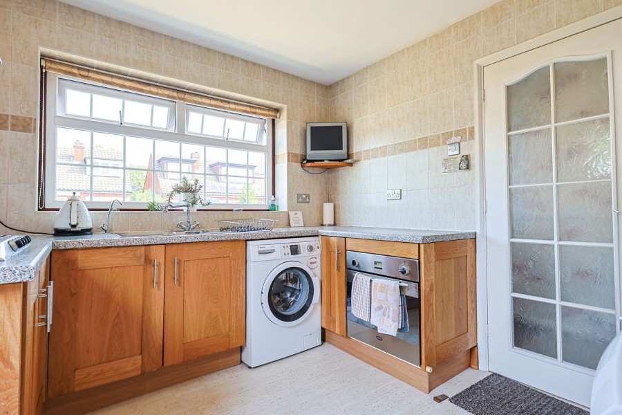 Images for Sandon Road, Cheshunt, Hertfordshire EAID:3131305421 BID:11055924