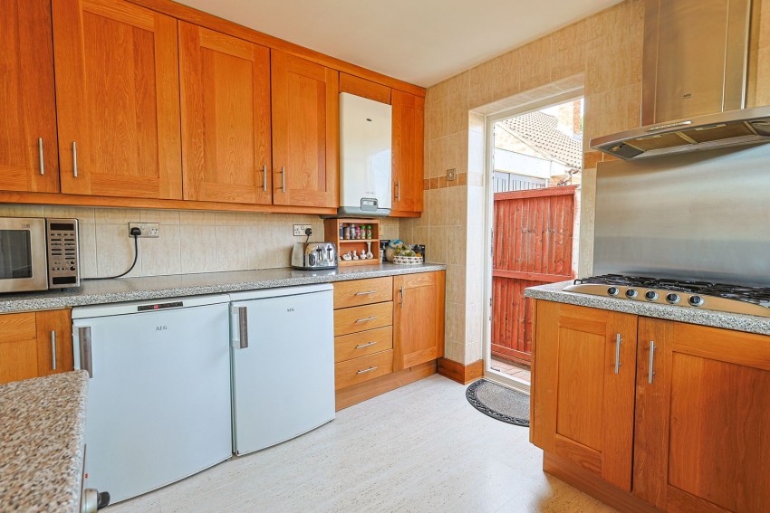 Images for Sandon Road, Cheshunt, Hertfordshire EAID:3131305421 BID:11055924