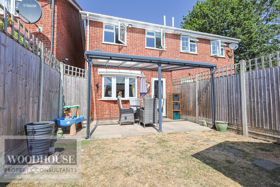Images for Bury Green Road, Cheshunt, Hertfordshire EAID:3131305421 BID:11055924