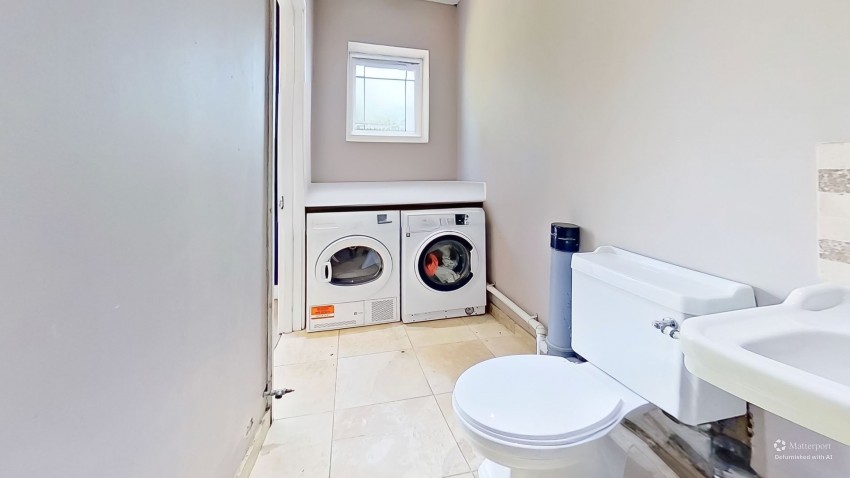 Images for Bury Green Road, Cheshunt, Hertfordshire EAID:3131305421 BID:11055924