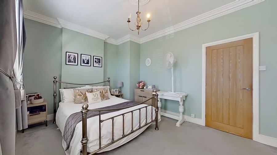 Images for Bury Green Road, Cheshunt, Hertfordshire EAID:3131305421 BID:11055924