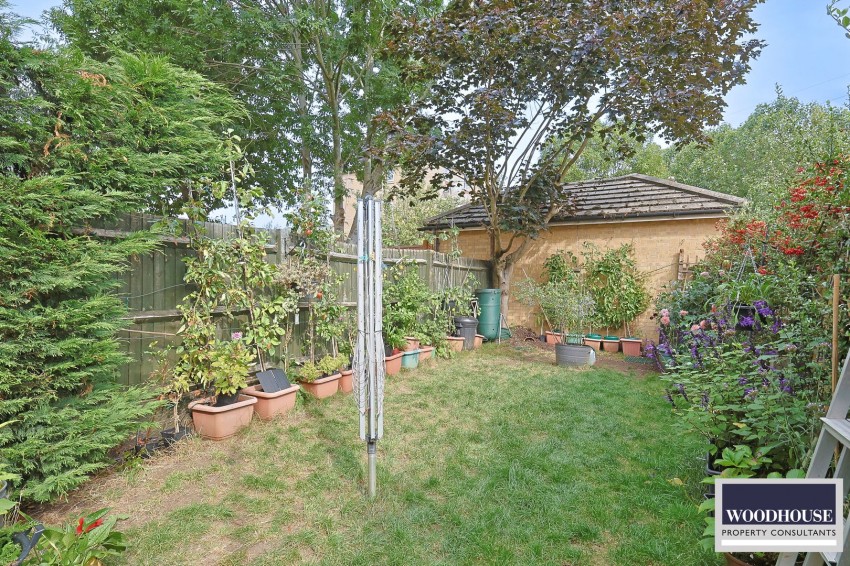Images for Harston Drive, Enfield EAID:3131305421 BID:11055924